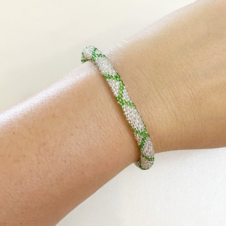 Lime Crystal Criss Cross - 7"