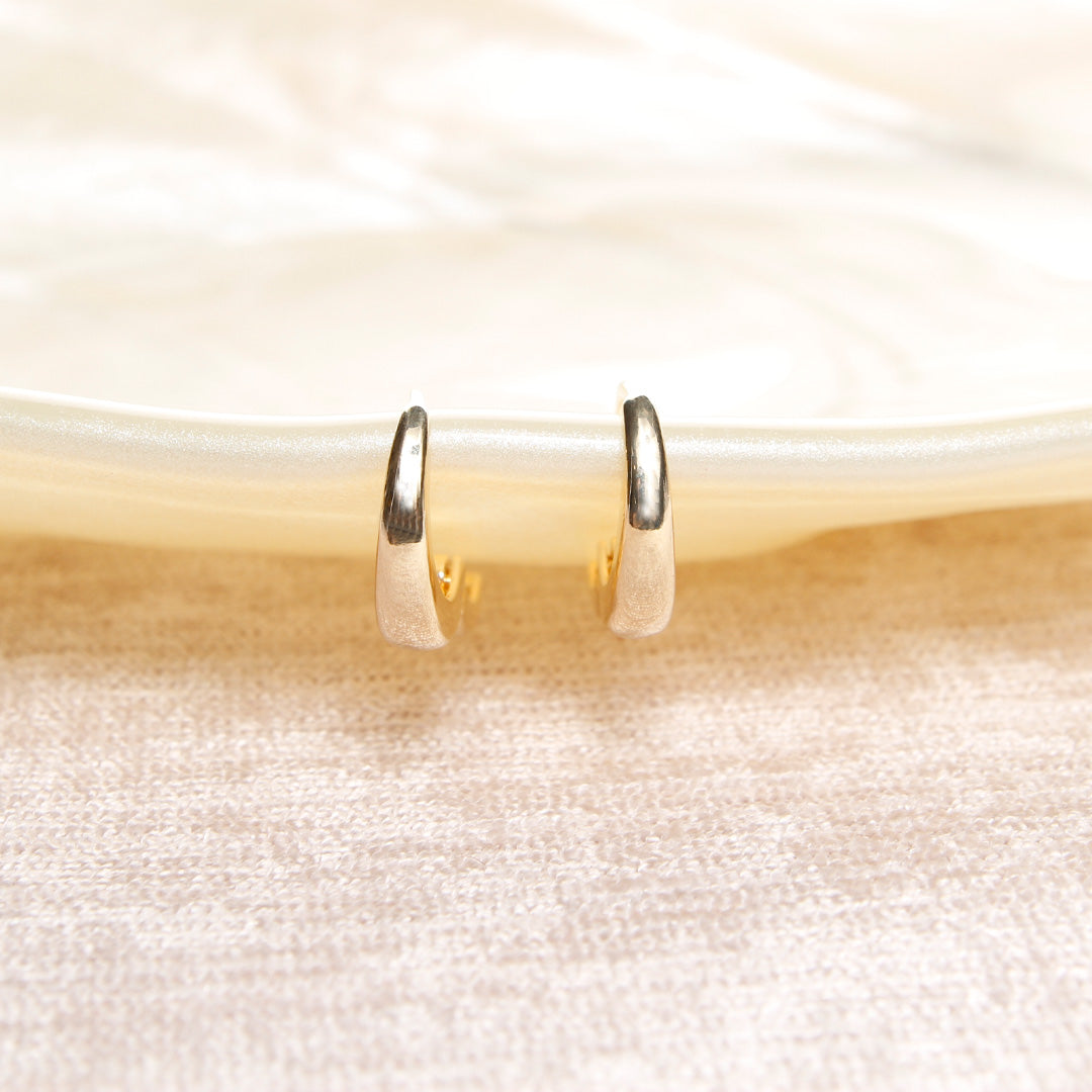 18K Gold Soft Angled Hoop Earrings