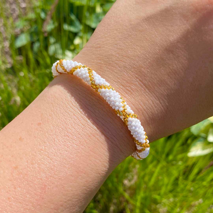 Sunflower Gold & Pearl Criss Cross - 8"