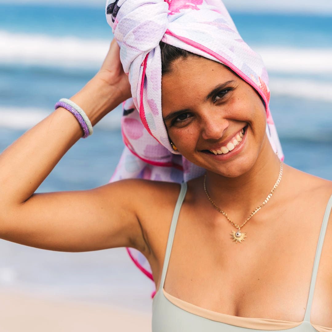 Sand Free Beach Towel I Reversible & Oversized I Flamingos – Cana Capri